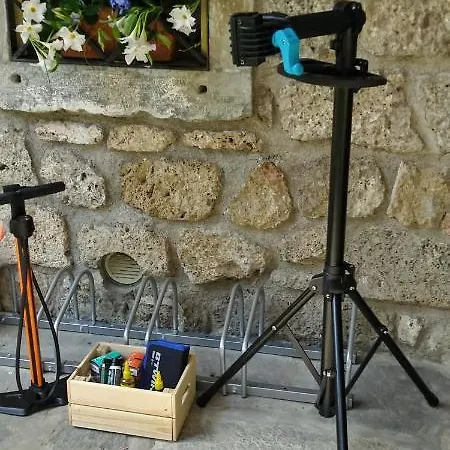 La Finestra Sulla Contea Ovaro