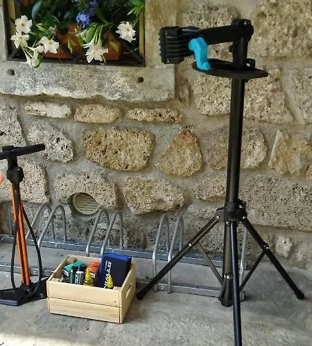 La Finestra Sulla Contea Ovaro