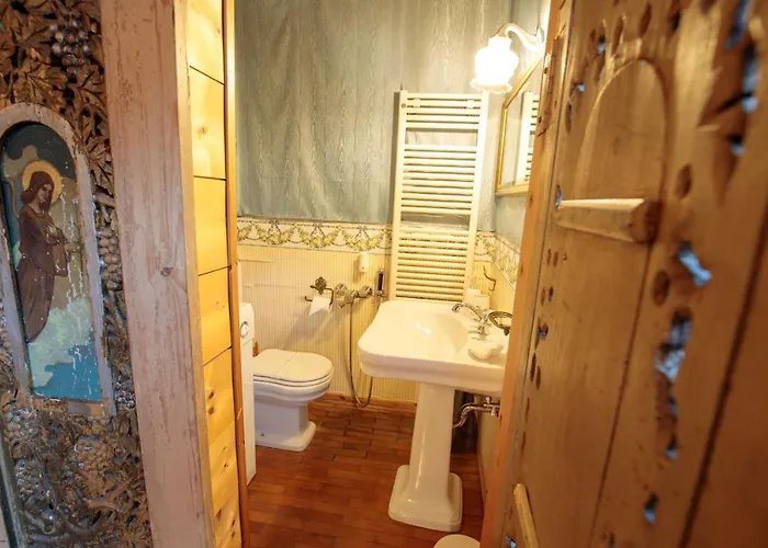 La Finestra Sulla Contea Ovaro